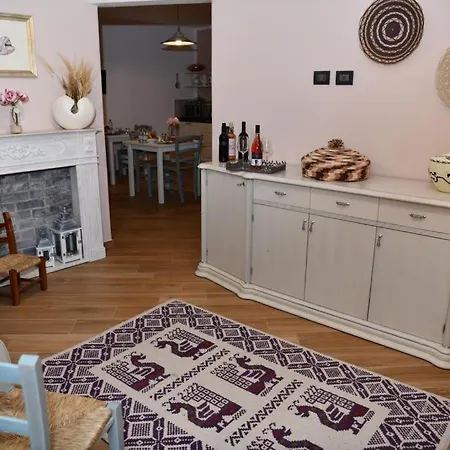 Bed and Breakfast Peonia Orgosolo