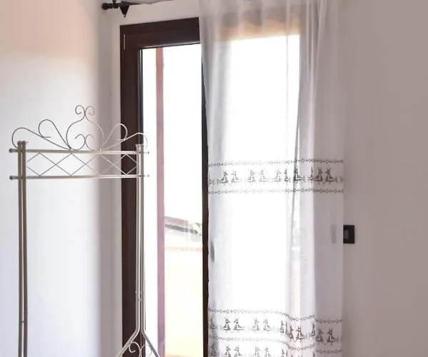 Bed & Breakfast Peonia Orgosolo